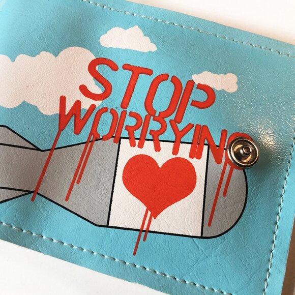 Burger & Friend Wallet NYCC Stop Worrying Love Heart Bomb Bifold Leather Artist - Picture 11 of 11
